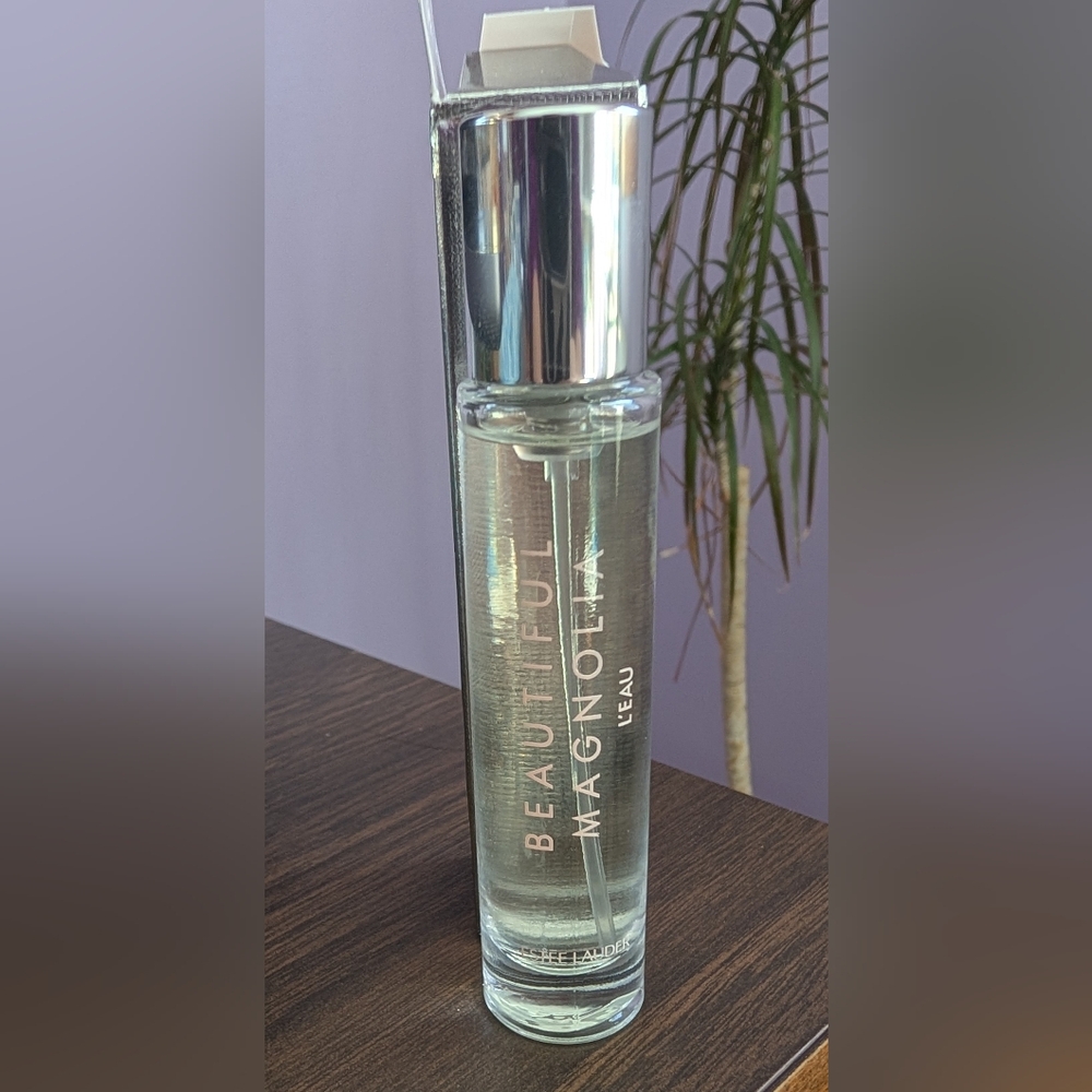 Estee Lauder Beautiful Magnolia L'Eau Travel Size
